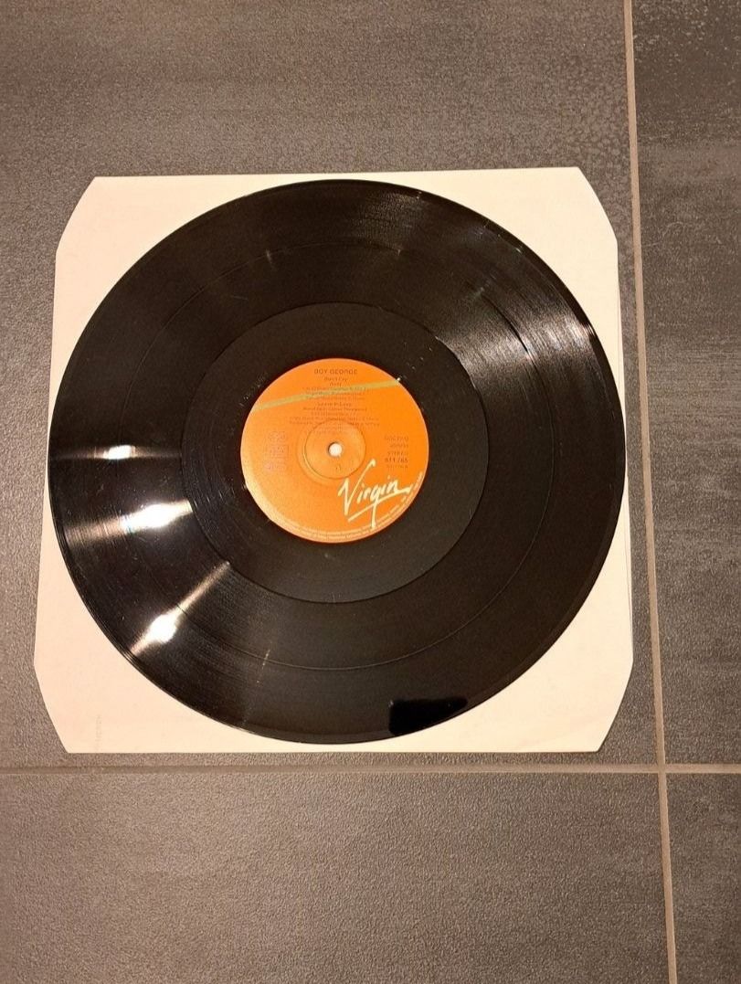 Dischi in vinile: Boy George Don't Cry Maxi-Single – Usato da Günsberg venduto da Fleder4 2
