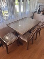 Holztisch ausziehbar mit oder ohne 4 Stühle 