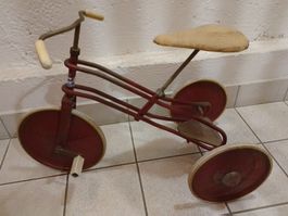Antikes Kemp Dreirad Oldtimer Vintage Kinder Velo rot fährt!