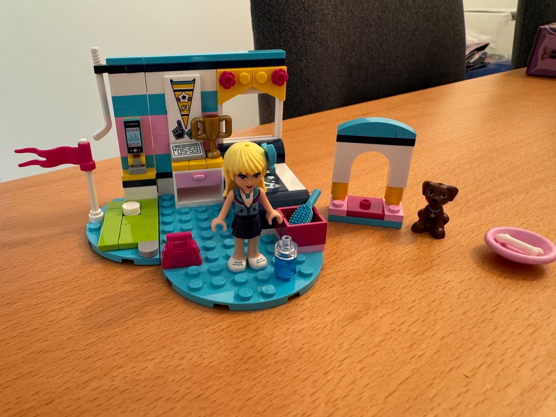 Lego Spielzeuge: Lego Friends 41328 Stephanie Zimmer – Neu (gemäss Beschreibung) aus Wohlen AG von shoppi1 1