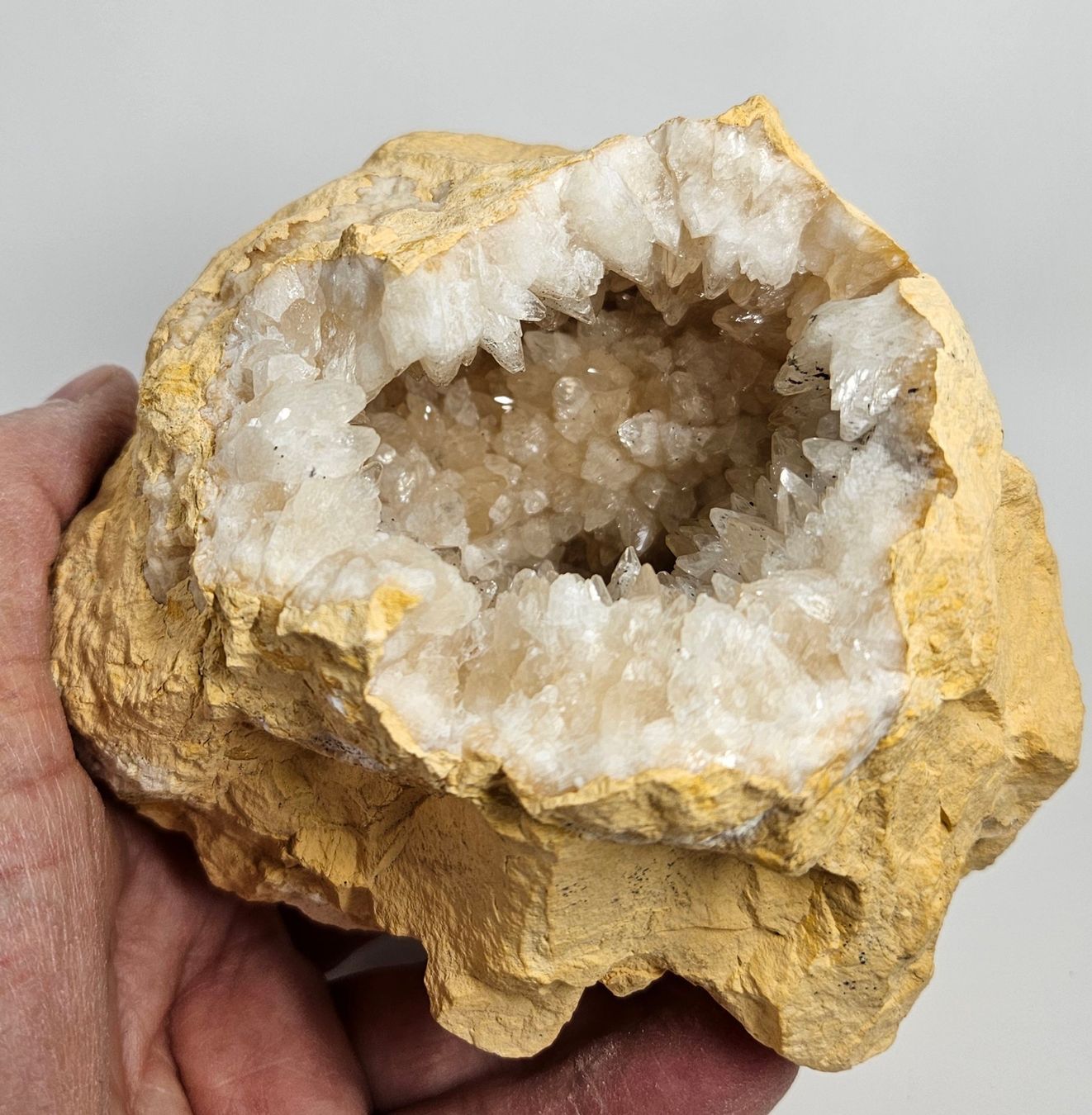 Minerali & Pietre curative: Calcit-Druse aus Tunesien. – Usato da Uzwil venduto da Chobel1