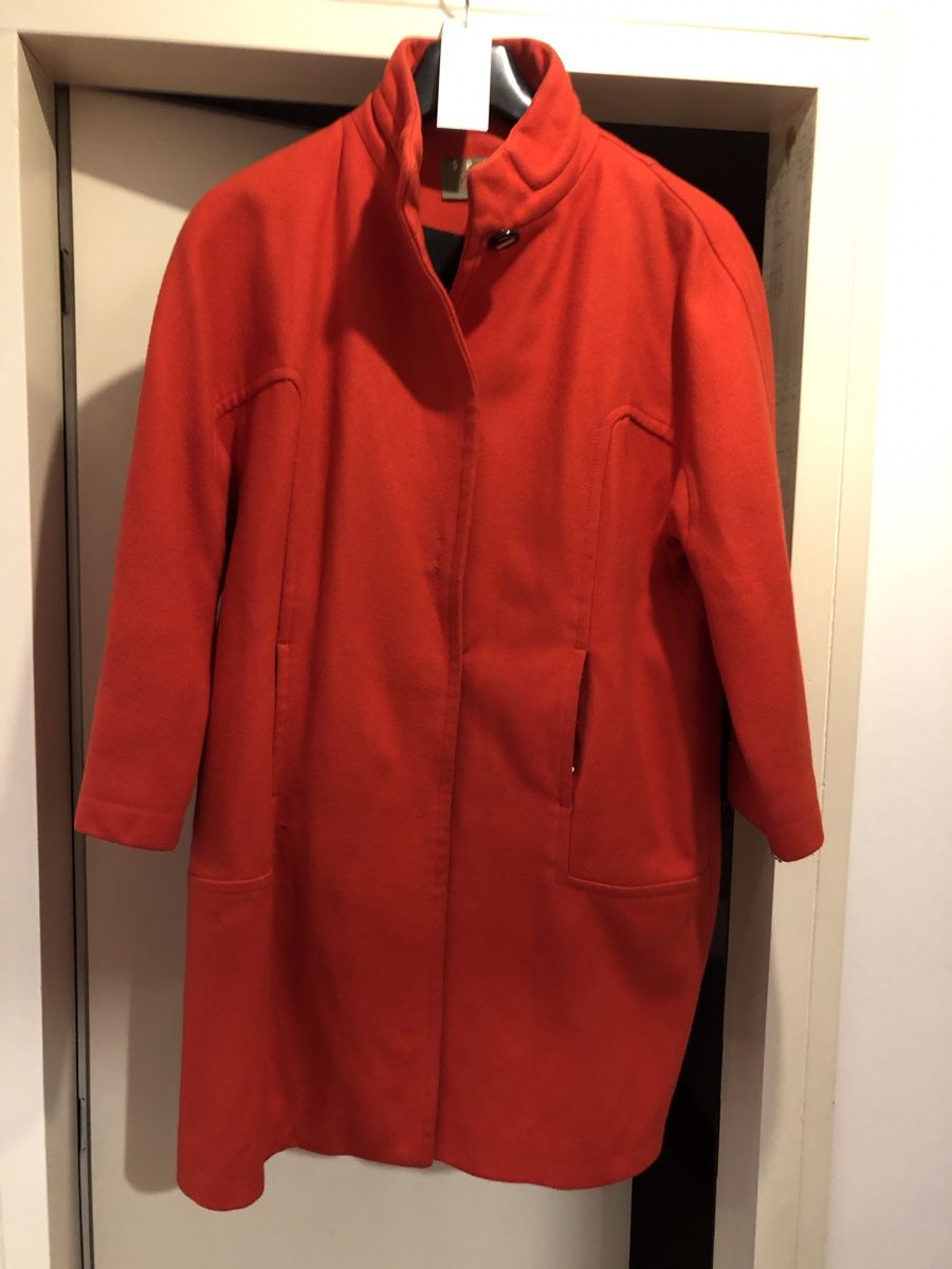 Cappotti: Cappotto vintage rosso – Usato da Riva San Vitale venduto da bau64