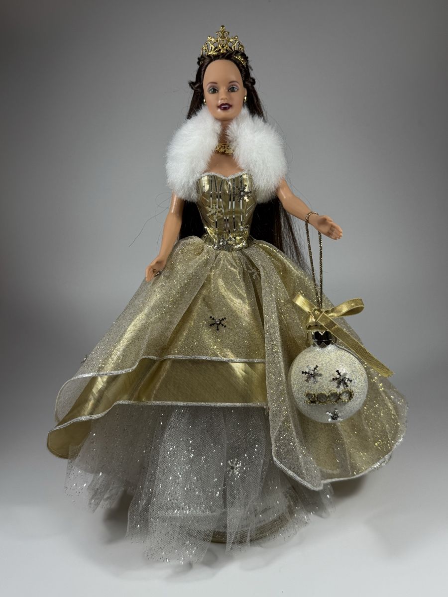 Bambole: BARBIE TERESA CELEBRATION SPECIAL 2000 EDITION – Nuovo (secondo la descrizione) da Bedano venduto da VBimby