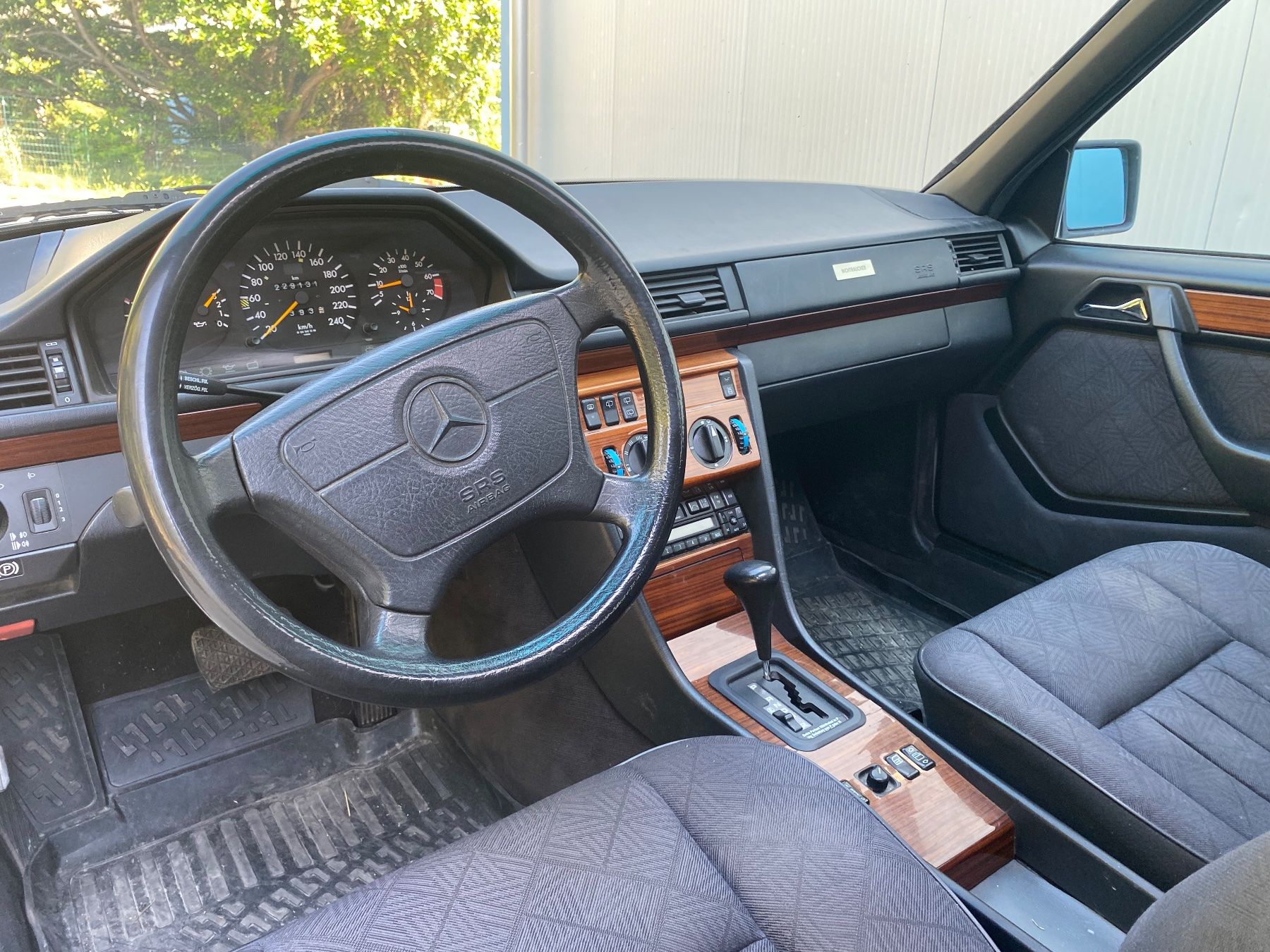 Mercedes-Benz Automobili: Mercedes-Benz 200TE W124 1994 – Difettoso da Chamoson venduto da a_laroyale 3