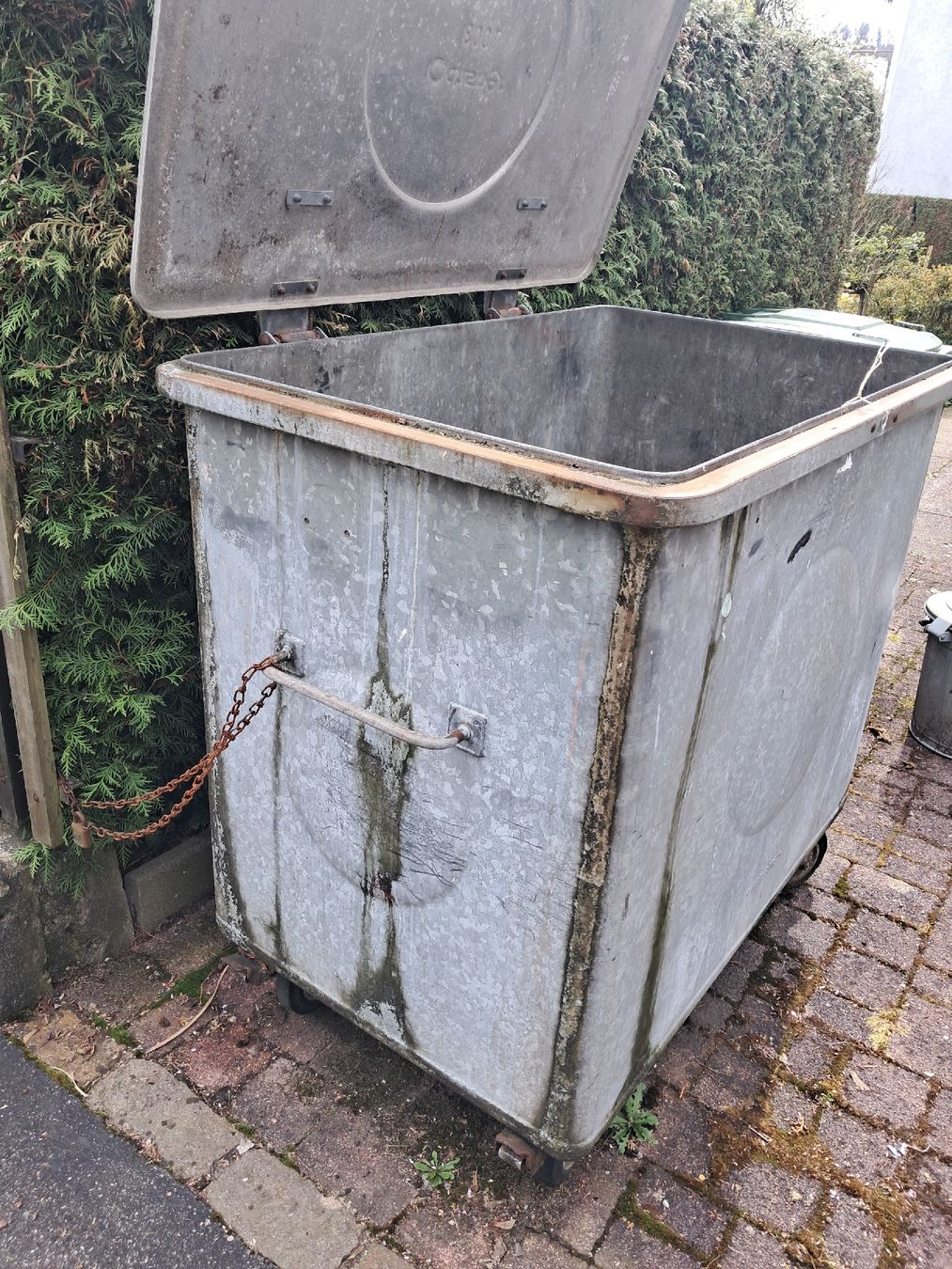 Skaza Altro per Ufficio & Commercio: Abfallcontainer abholen in ZH Schwamendingen – Usato da Dintikon venduto da Kamelsammler 2