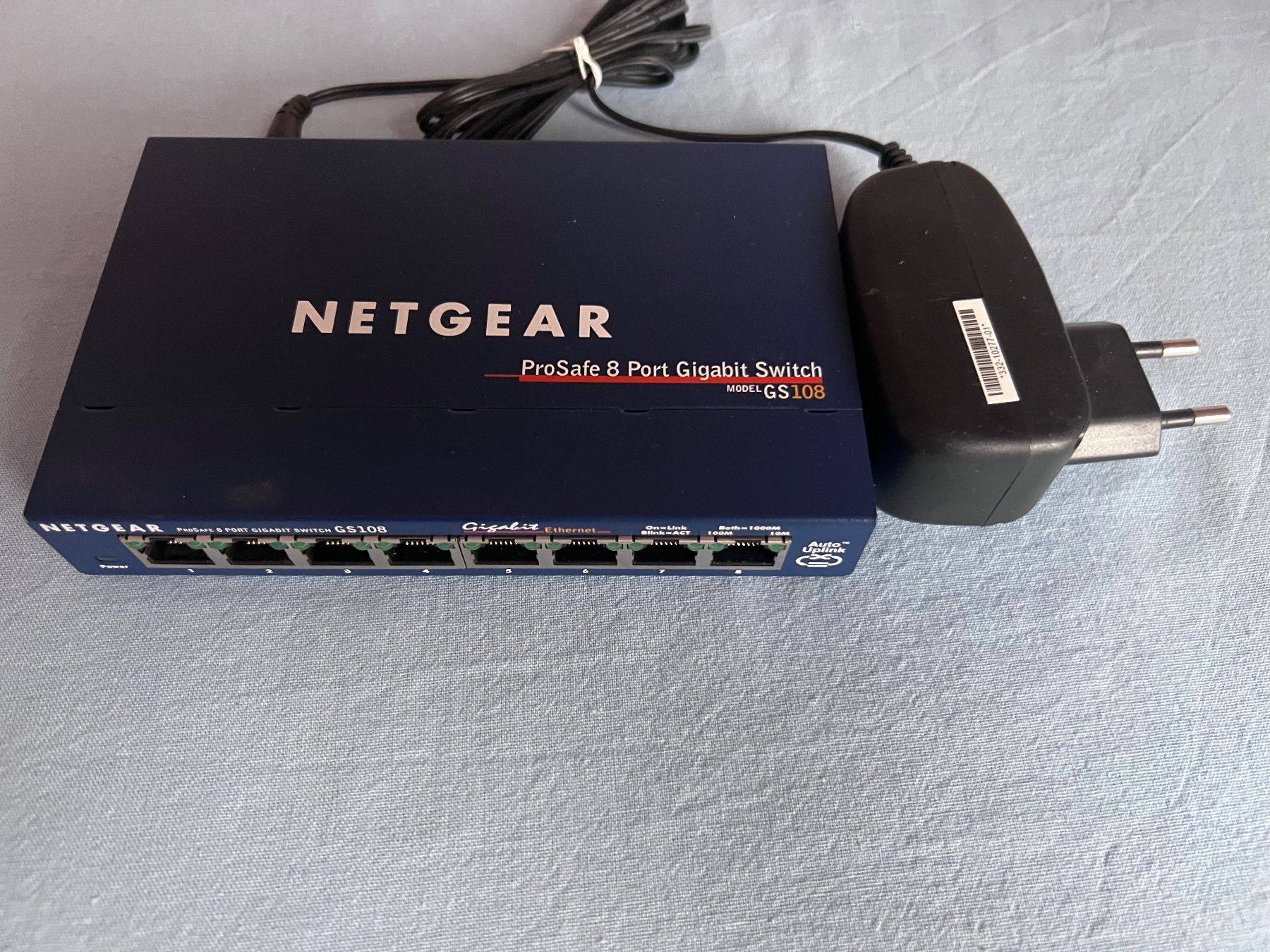 Netgear Modem & Router: Netgear ProSafe 8 Port Gigabit Switch – Usato da Root venduto da Tech-Nick
