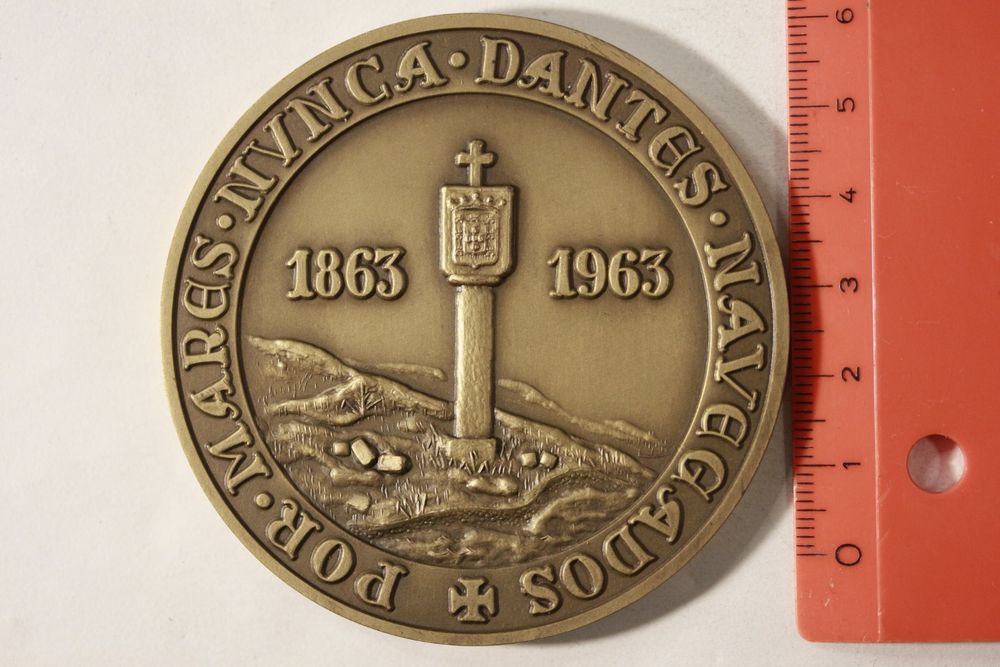 Médaille Commémorative Portugaise En Bronze - Élections Libres De 1976 - N° 230/1000
