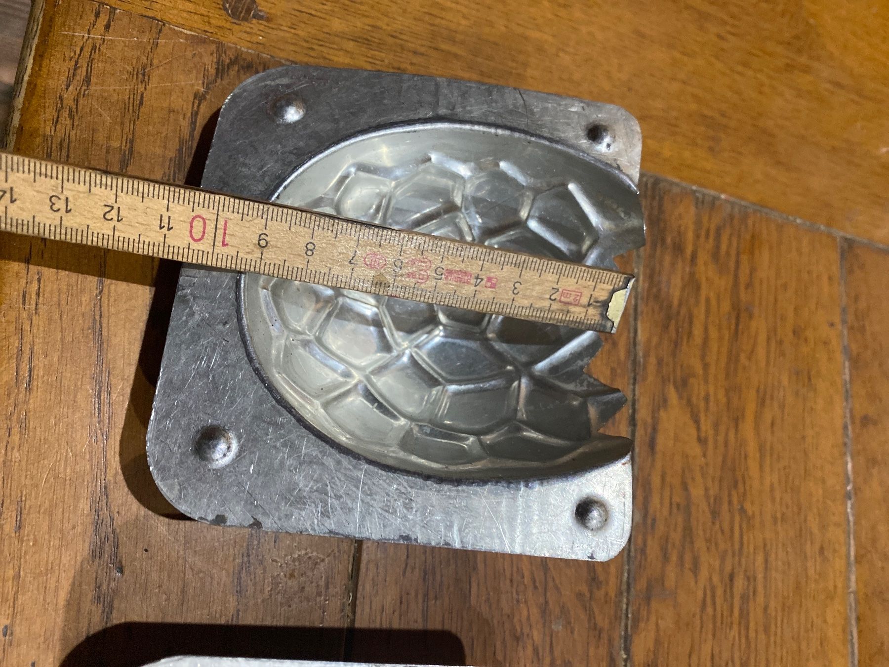 Teglie da forno: Moule chocolat schokoladenform œuf 9cm – Usato da Lajoux JU venduto da Briard0 2