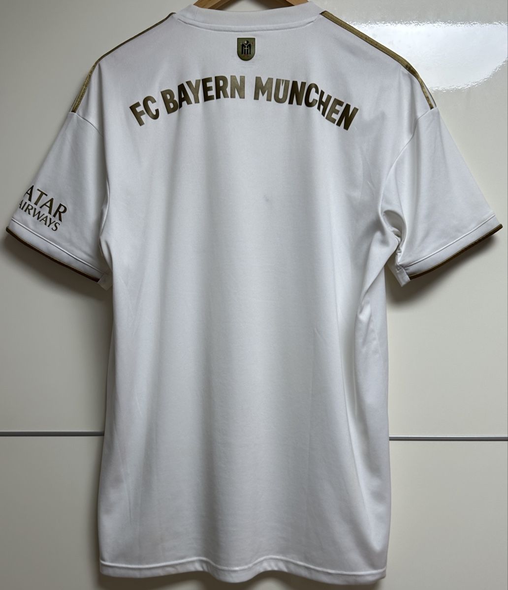 Bayern München Canottiere & Pantaloni: Bayern München Trikot G L – Usato da Maienfeld venduto da tobeyl2020 1