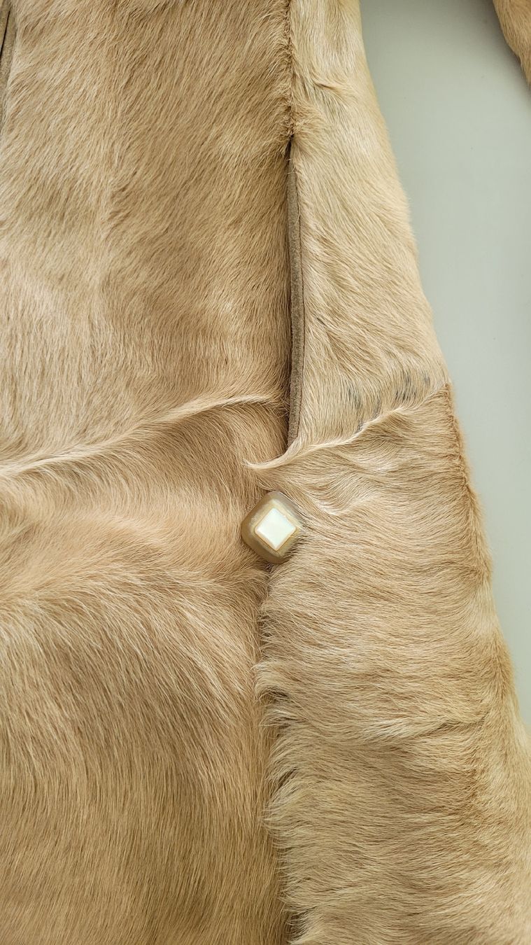 Cappotti: Pelzjacke Donkali beige – Nuovo (secondo la descrizione) da Niederwil SO venduto da greenp 1