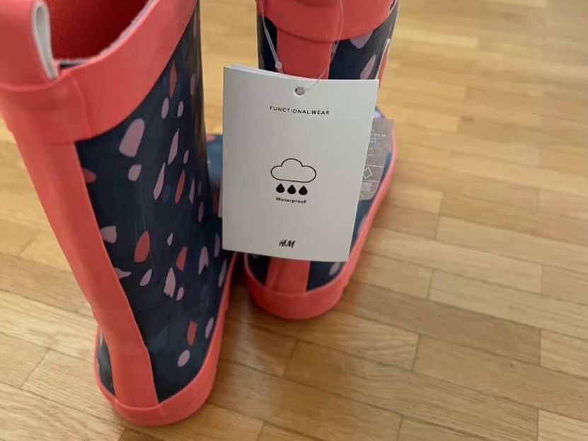 H&M Scarpe per ragazzi: NEU Gummistiefel gr . 29 HM. Minnie – Nuovo (secondo la descrizione) da Horgen venduto da MVictoria 2