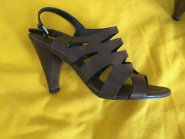 Sandales en cuir (39)