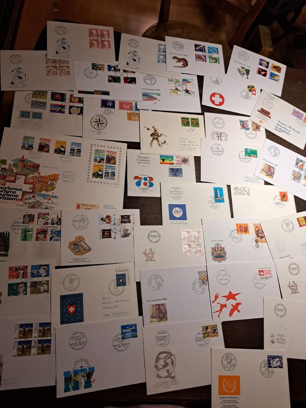 Tutti i francobolli: Alte Briefe-Sammlung: Schweiz Briefmarken  – Usato da Kölliken venduto da Upcycling-by-Mc-TAM