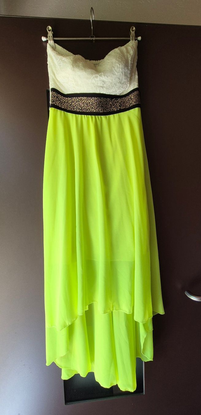 Kleider: Damen Bandeau Sommerkleid – Neu (gemäss Beschreibung) aus Contra von Lylou0