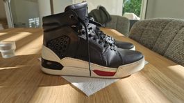 Chic Louboutin Sneaker High Top Schwarz Leder 