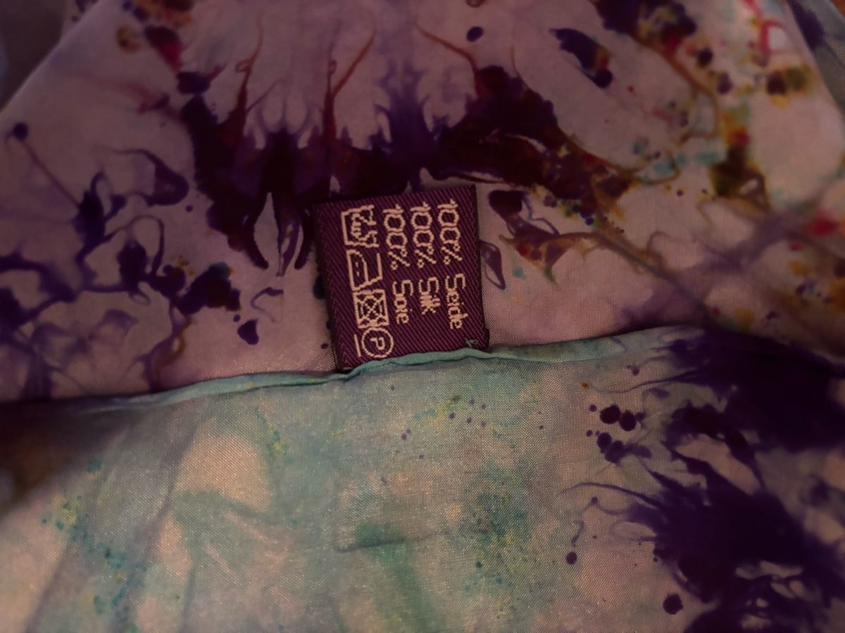 Foulard & Sciarpe: Foulard neuf - pièce unique – Nuovo e nell'imballaggio originale da Randogne venduto da BonnieG 3