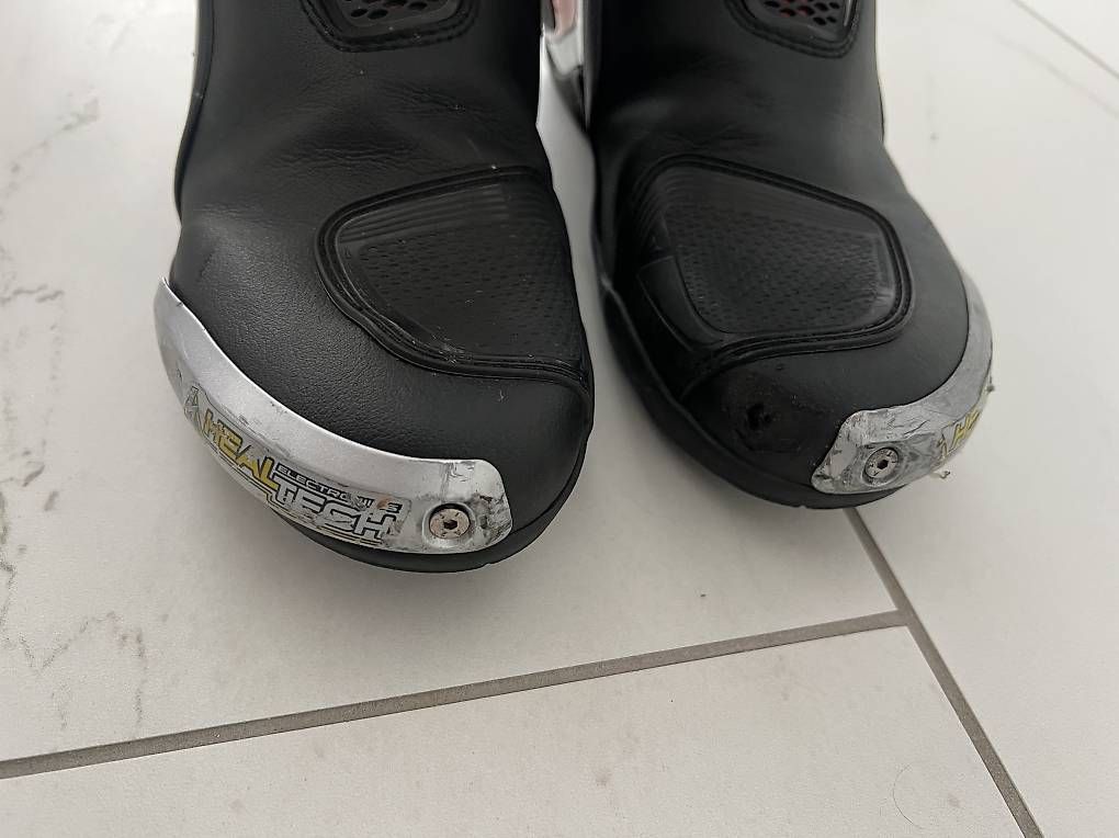 Scarpe da uomo: Dainese – Usato da Grosswangen venduto da carlos320d 1