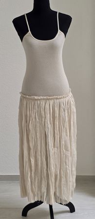 Kleid Zara beige Grösse M neu mit Etikett