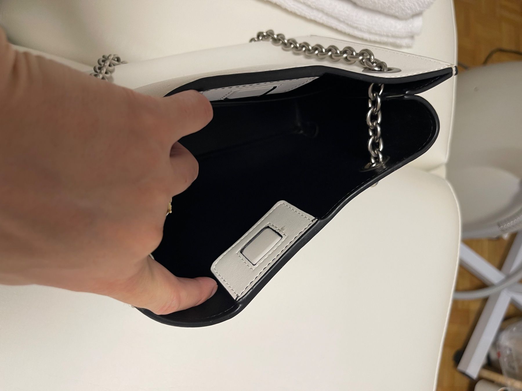 Calvin Klein Taschen für Damen: tasche – Neu (gemäss Beschreibung) aus Bern von Mikimik23 6
