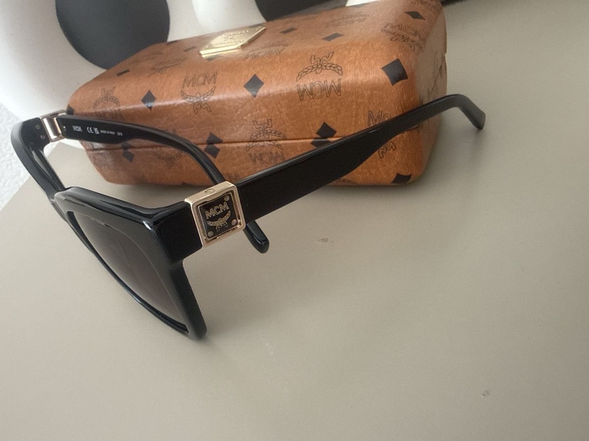 Mcm Brillen & Gläser: MCM Sonnenbrille Schwarz mit Etui – Neu (gemäss Beschreibung) aus Hausen AG von balisht 1