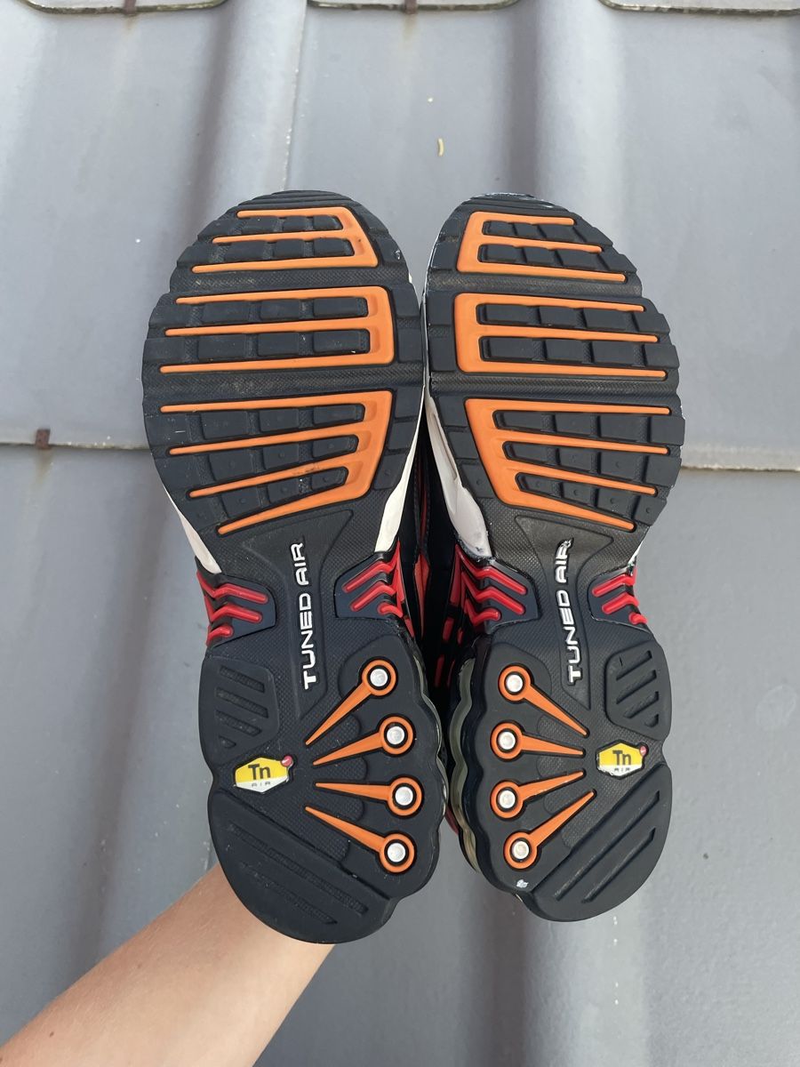 Nike Scarpe da uomo: Nike TN – Usato da Dompierre FR venduto da matmath 5