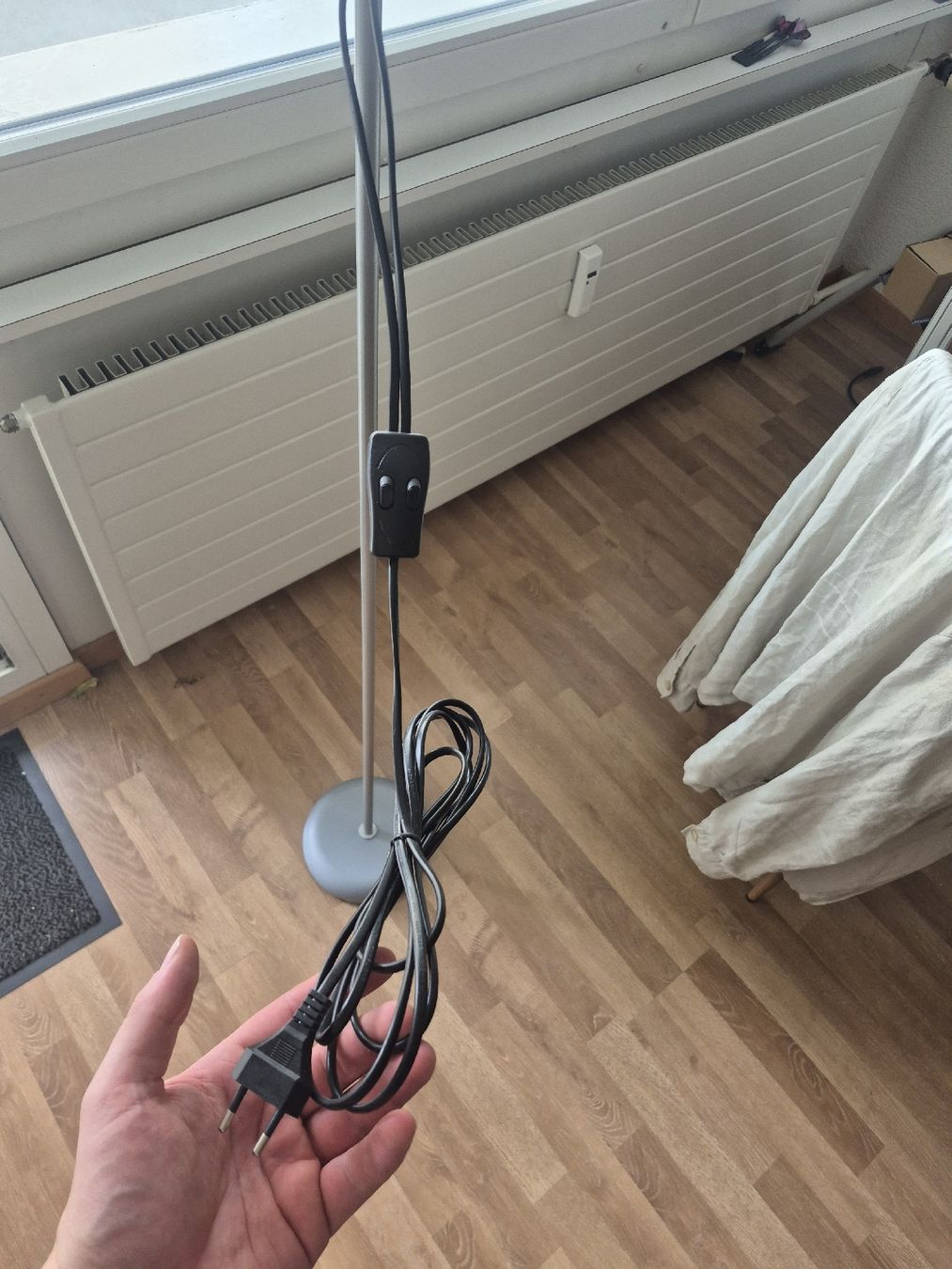 Conforama Lampen: Stehlampe – Neu (gemäss Beschreibung) aus Gümligen von euphmatthi 1