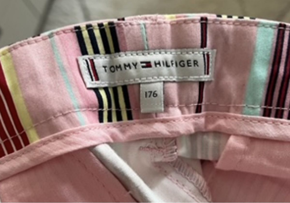 Tommy Hilfiger Hosen: Short à rayures tommy hilfiger – Neu und originalverpackt aus Genève von rez_c6c6 3