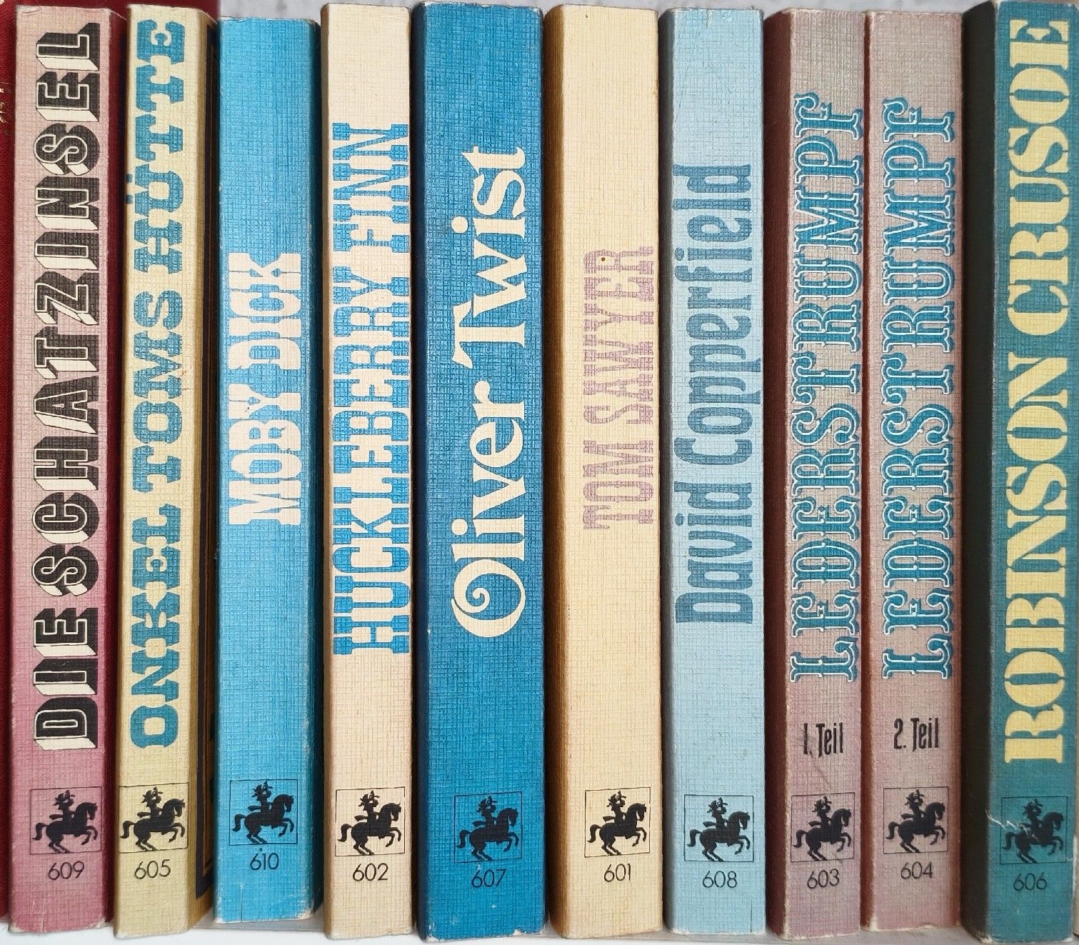 Livres: Buchkonvolut Klassiker, 9 Bände, gebraucht – D'occasion à Uster par _b_