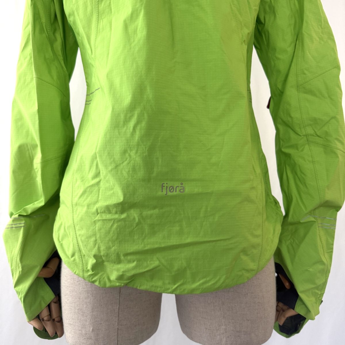 Norrøna Giacche: NORRONA Fjora New GORE-TEX Jacket – Nuovo (secondo la descrizione) da Emmen venduto da Colette-Juliette 6