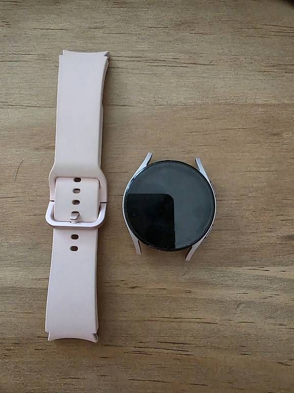 Smartwatch: Samsung galaxie watch 5  – Usato da Collombey venduto da pat_q9nc 1
