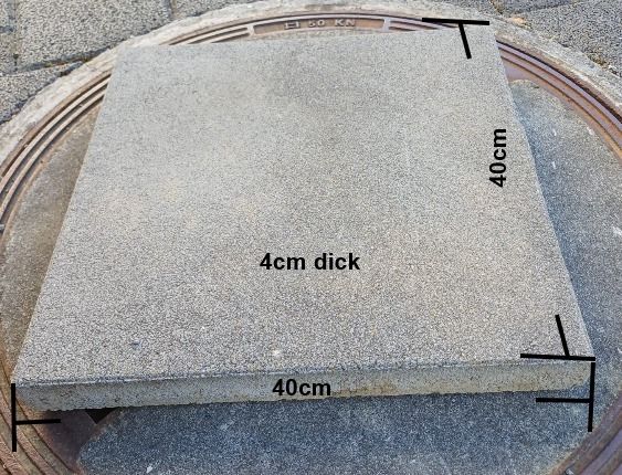 Revêtements de sol: Terrassenplatten Beton grau – D'occasion à Gunzwil par Jariflo 1