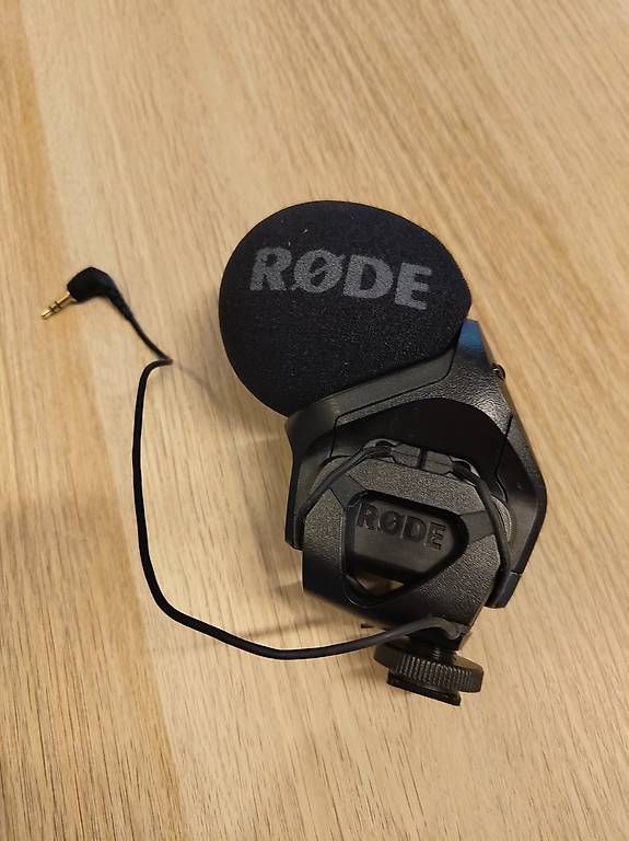 Microfoni: Rode Stereo VideoMic Pro - Microphone Stéréo pour caméra – Usato da Les Cullayes venduto da bor_9fp8