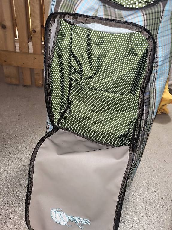 Valigie: Grande valise à roulettes Dakine – Usato da Bulle venduto da daisyl3176 2