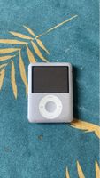 iPod nano argenté 3ème génération 