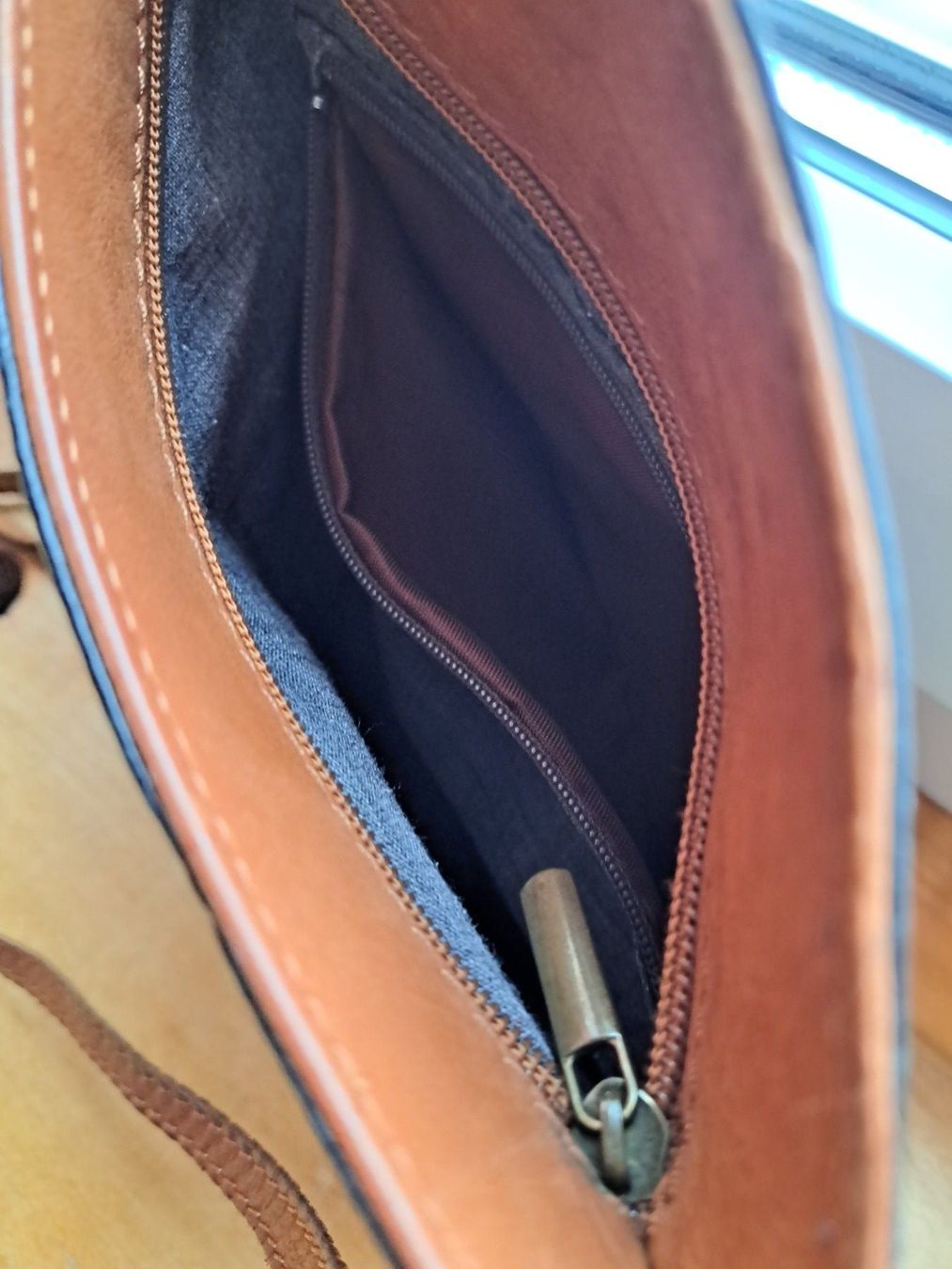 Borse da donna: Sac à main – Usato da Courrendlin venduto da Aheinza 2