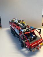 LEGO Technic 42068 Airport Rescue Vehicle, Flughafen-Löschfa