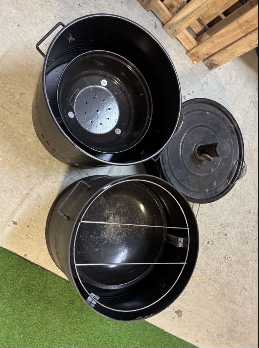 Griglie: Multifunktion Holzkohlengrill Smoker – Usato da Zug venduto da Deks 6