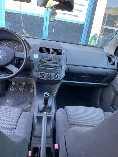 VW Autos: VW Polo 9N (defekt) – Gebraucht aus Steinmaur von KFZAG 3