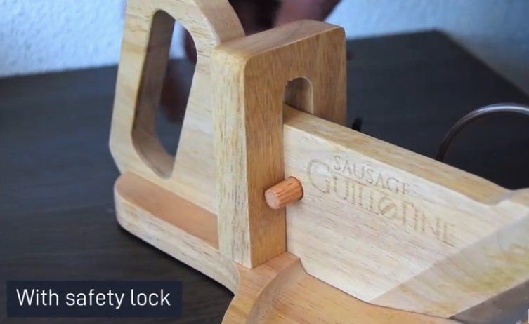 Elettrodomestici da cucina: Wurst-Guillotine mit doppelschneidiger Edelstahlklinge – Nuovo e nell'imballaggio originale da Weisslingen venduto da holz-spielen.ch 4
