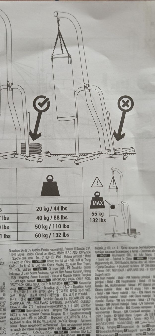 Decathlon Sacs de frappe: Boxsack mit Ständer /Halterung u.Gewichten – Neuf (Voir description) à Menziken par JayBird70 1