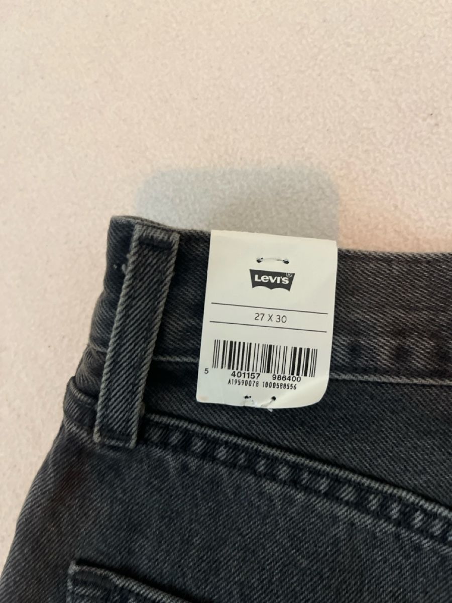 Levi's Jeans: Levis 501 '90s (27x30) - neu! – Nuovo e nell'imballaggio originale da Zürich venduto da valeska14 2