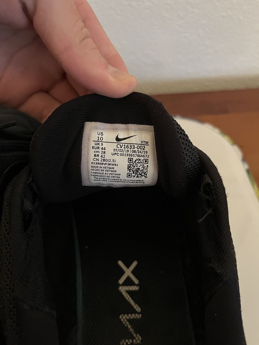 Nike Chaussures hommes: Nike Air Max 720 Taille 44 – D'occasion à etagnières par isoz01 4