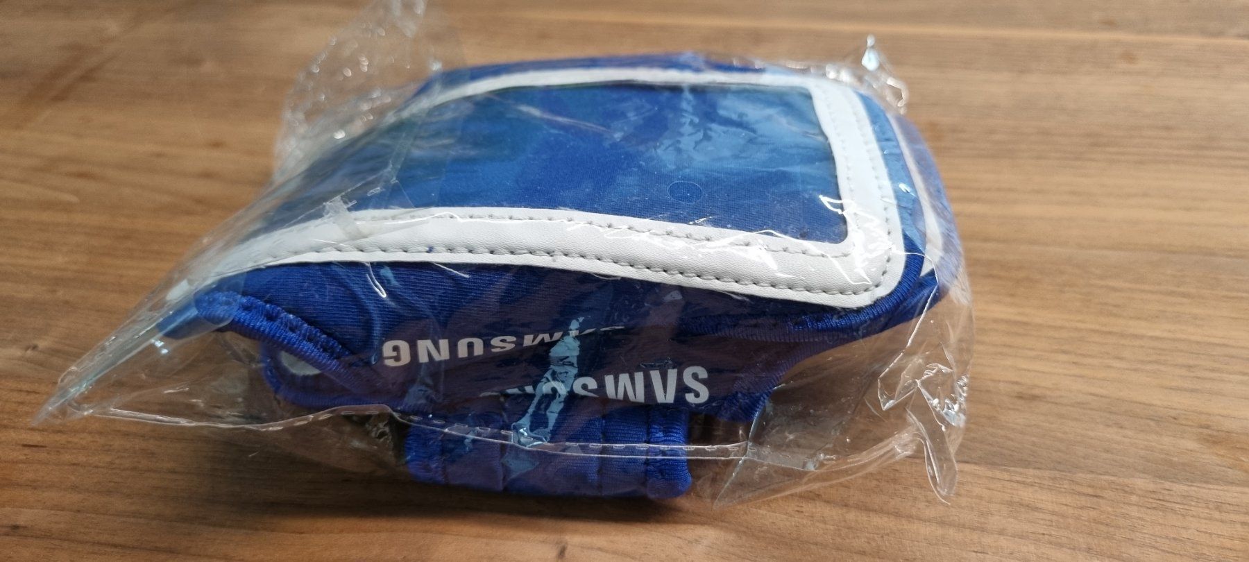 Samsung Covers & Schutzfolien: Samsung Mobile Joggingcover – Neu und originalverpackt aus Lachen SZ von LinDiscount 6