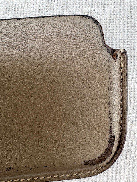Hermès Altro in  Abbigliamento & Accessori: Hermes Etui, Taupe – Usato da Kilchberg venduto da boudoir076 5