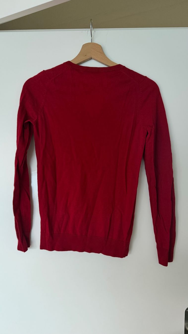 Lacoste Pullover & Sweatshirts: Damen Pullover Lacoste rot Grösse 36 – Gebraucht aus Basel von annakati 2