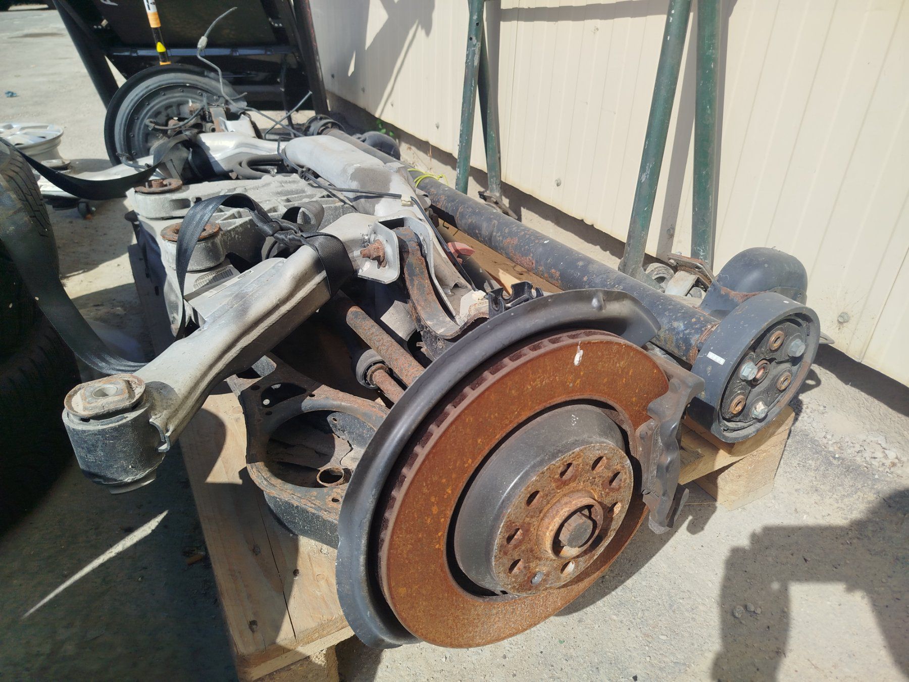 Audi Tutti pezzi di ricambio auto: Haldex Audi S3 8P – Usato da Savagnier venduto da Botteron_Recycling 1