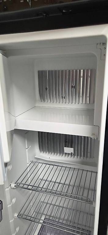 Dometic RML 10.4S Kühlschrank 128 Liter Gas / 12V / 230V (D'occasion) à ...