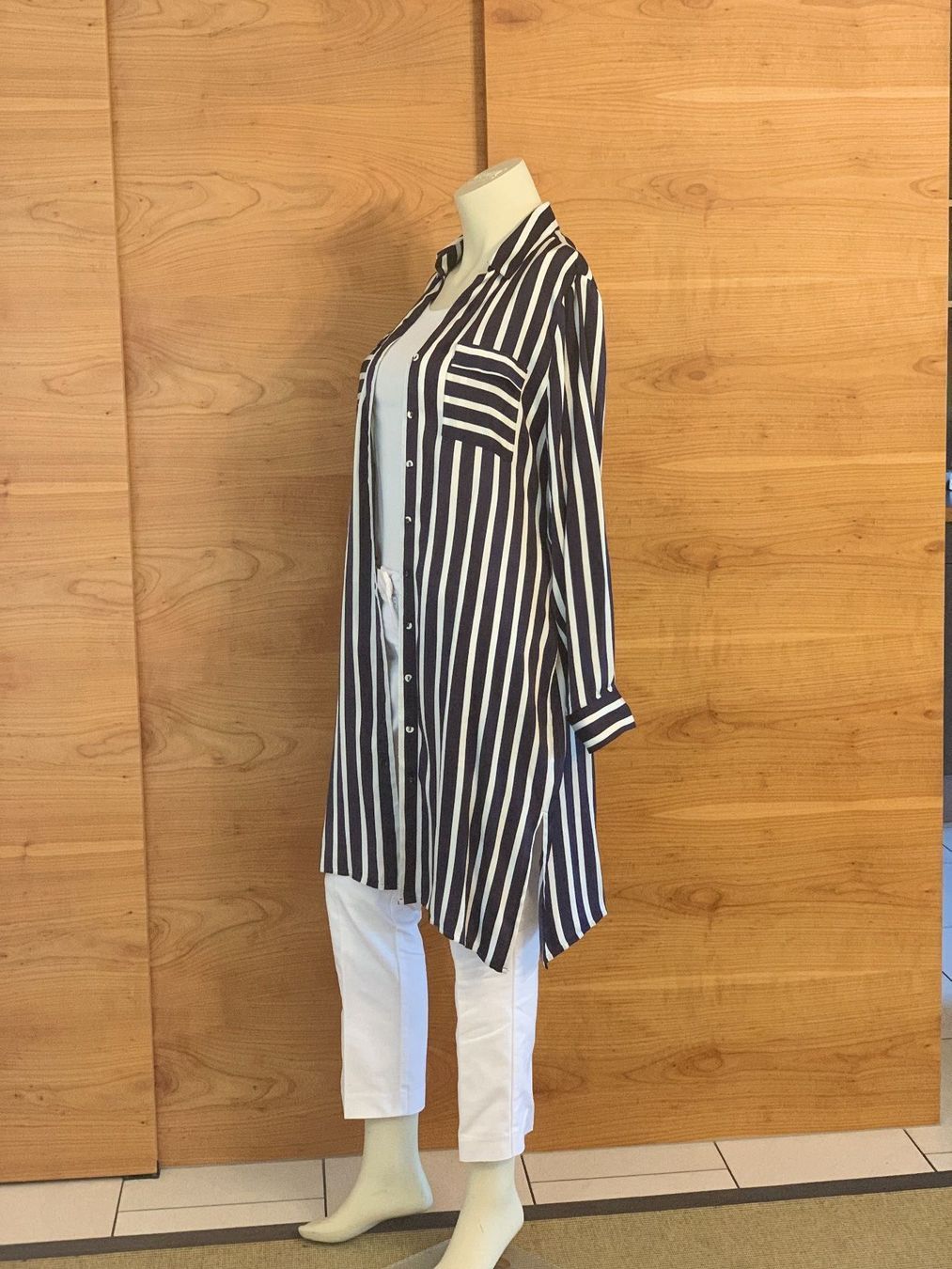 Blusen: Gestreifte Chemise longue  von Laurel – Neu (gemäss Beschreibung) aus Unterägeri von Jr61 3