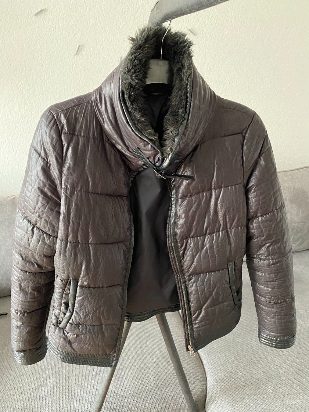 Giacche: Winter Jacke – Usato da St. Gallen venduto da art_pn78