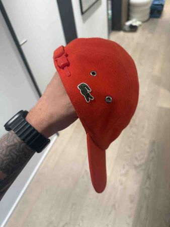 Kappe Lacoste rot Unisex guter Zustand